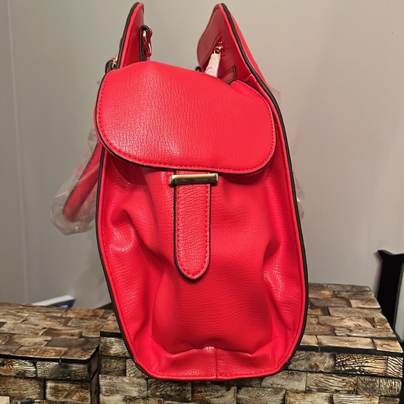 NWT AMY + JOEL Vegan Leather Shoulder Bag with 2D & 3D Ornaments and Patches - Picture 6 of 16